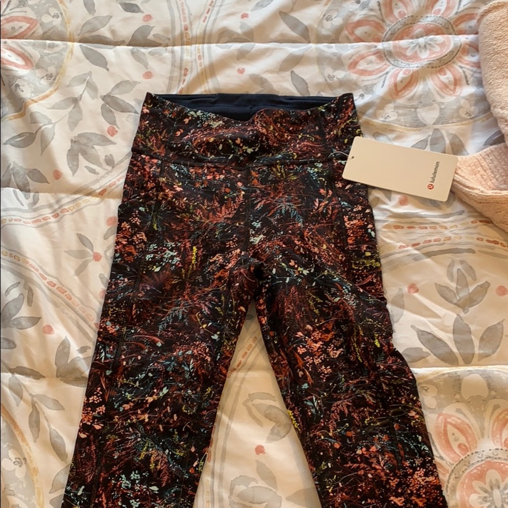 Lululemon workout pants